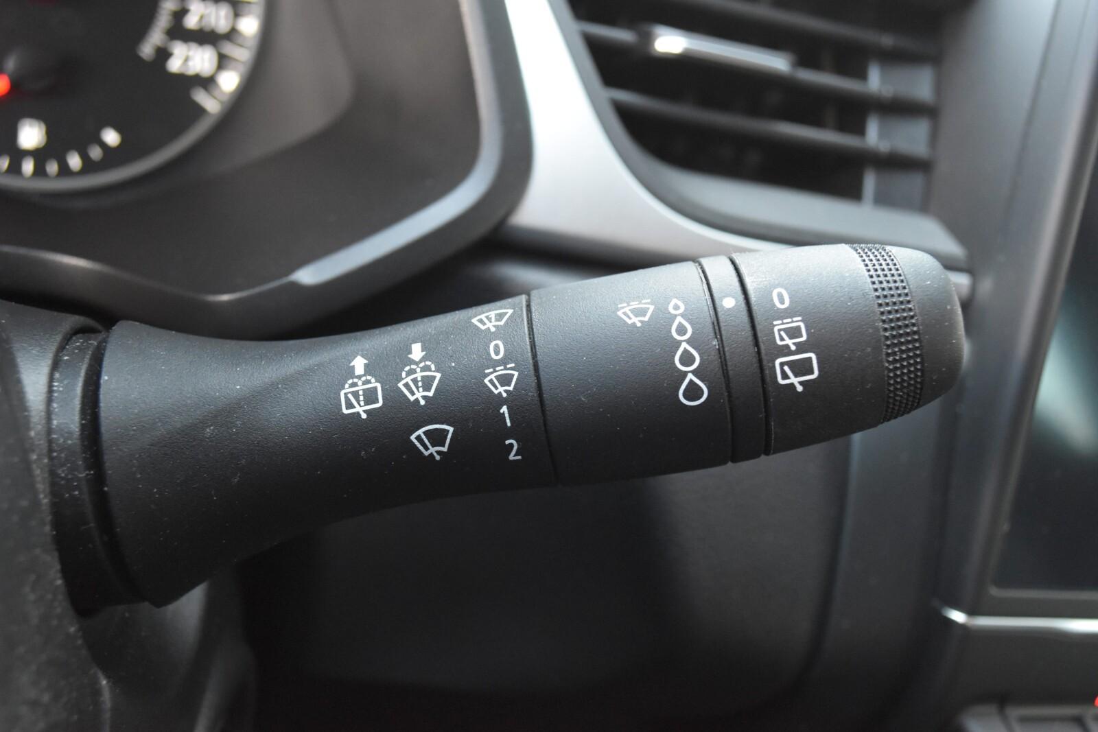 SalonPL 1.3tCe 140 KM|Kamera|Navi|Czujniki|Alu17"|Led|2xkoła 26