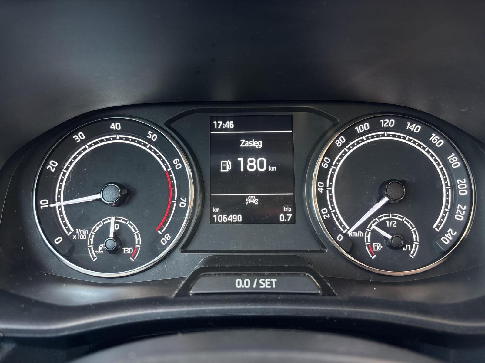 Style 1,0TSI | 110KM | DSG | Salon PL | Serwis ASO | FV23% 17