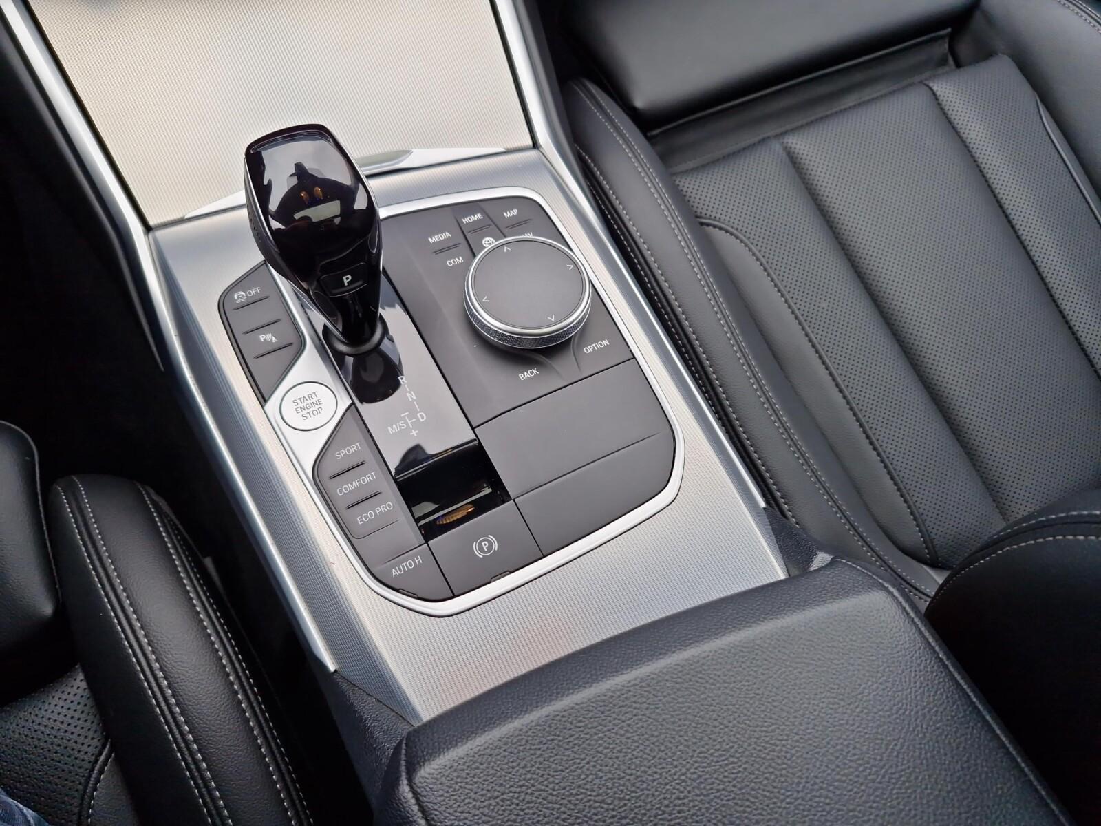 320d xDrive | Luxury Line | Nawigacja | Kamera | Panorama | HIFI | Fv 14
