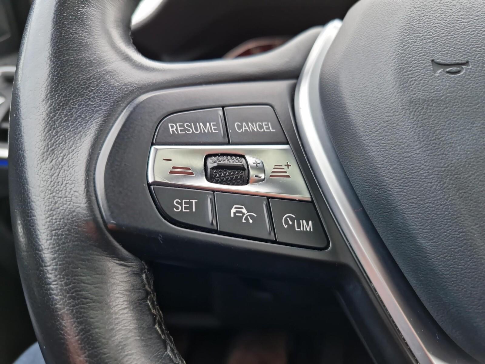 320d xDrive | Luxury Line | Nawigacja | Kamera | Panorama | HIFI | Fv 26