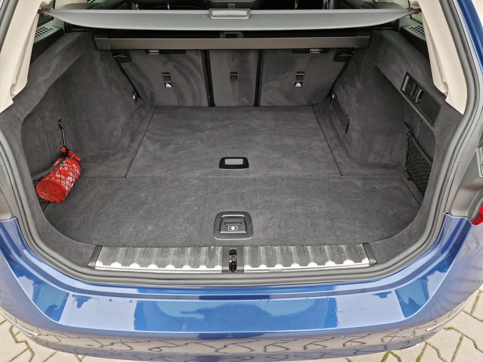 320d xDrive | Luxury Line | Nawigacja | Kamera | Panorama | HIFI | Fv 16