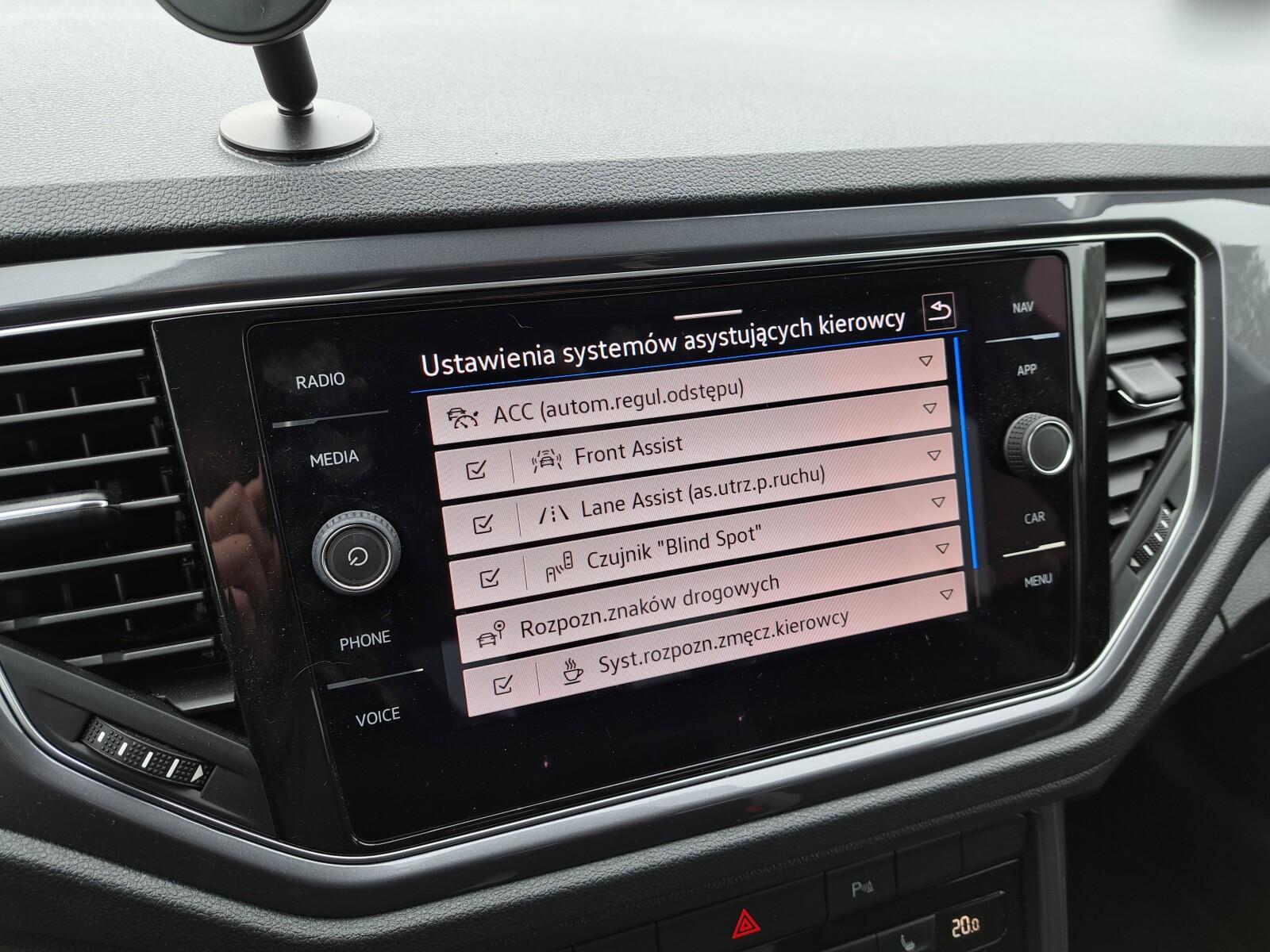 Premium, APP, Kamera, Asystenci, Navi 18