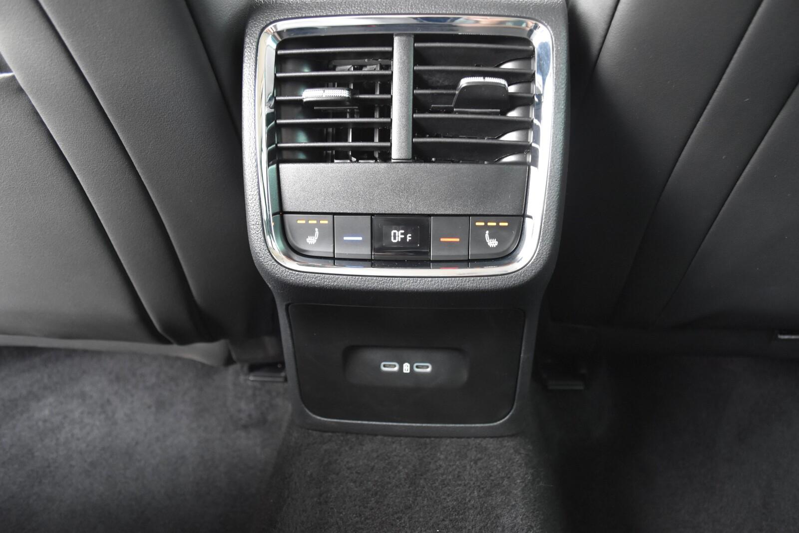 2.0TDI 150KM Combi STYLE DSG Full LED Półskóra+el.Fotele FV23 38