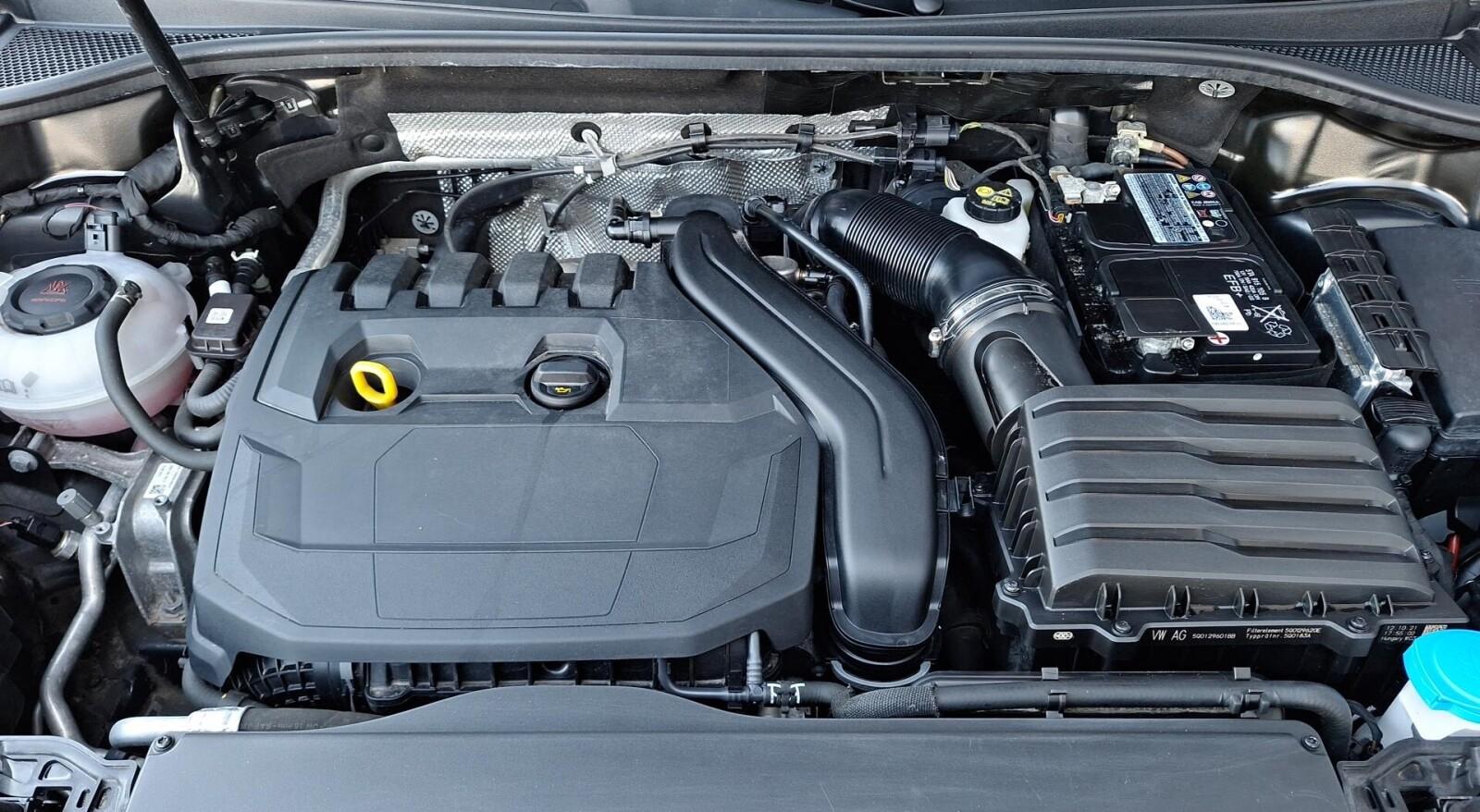 Q3 Sportback 35 TFSI SLine Stronic/LED/Kamera360/Panorama/Navi 31