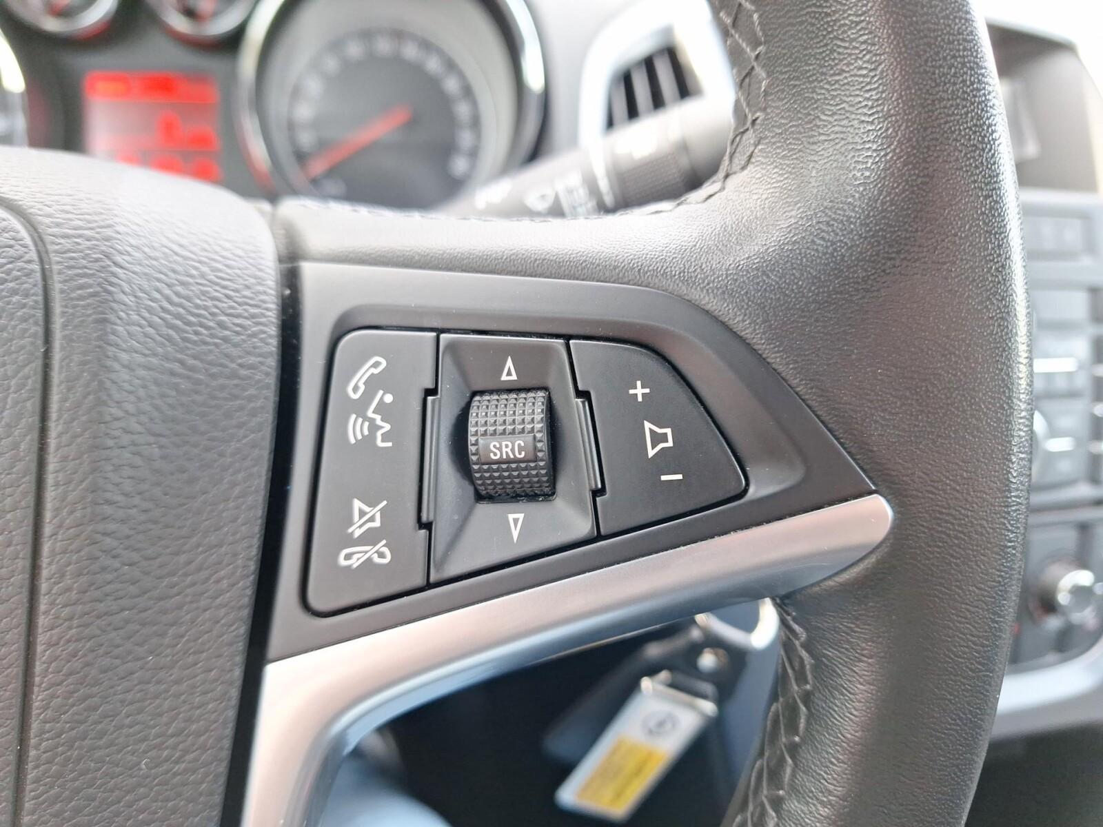 Active | Czujniki parkowania | Bluetooth | Tempomat | Serwis ASO 14