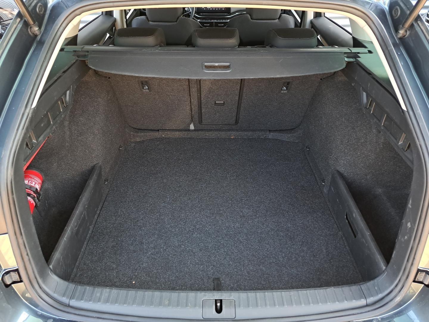 2.0 TDI 150KM DSG SalonPL Style Matrix Kamera Virtual Kessy 18" FV23% 29