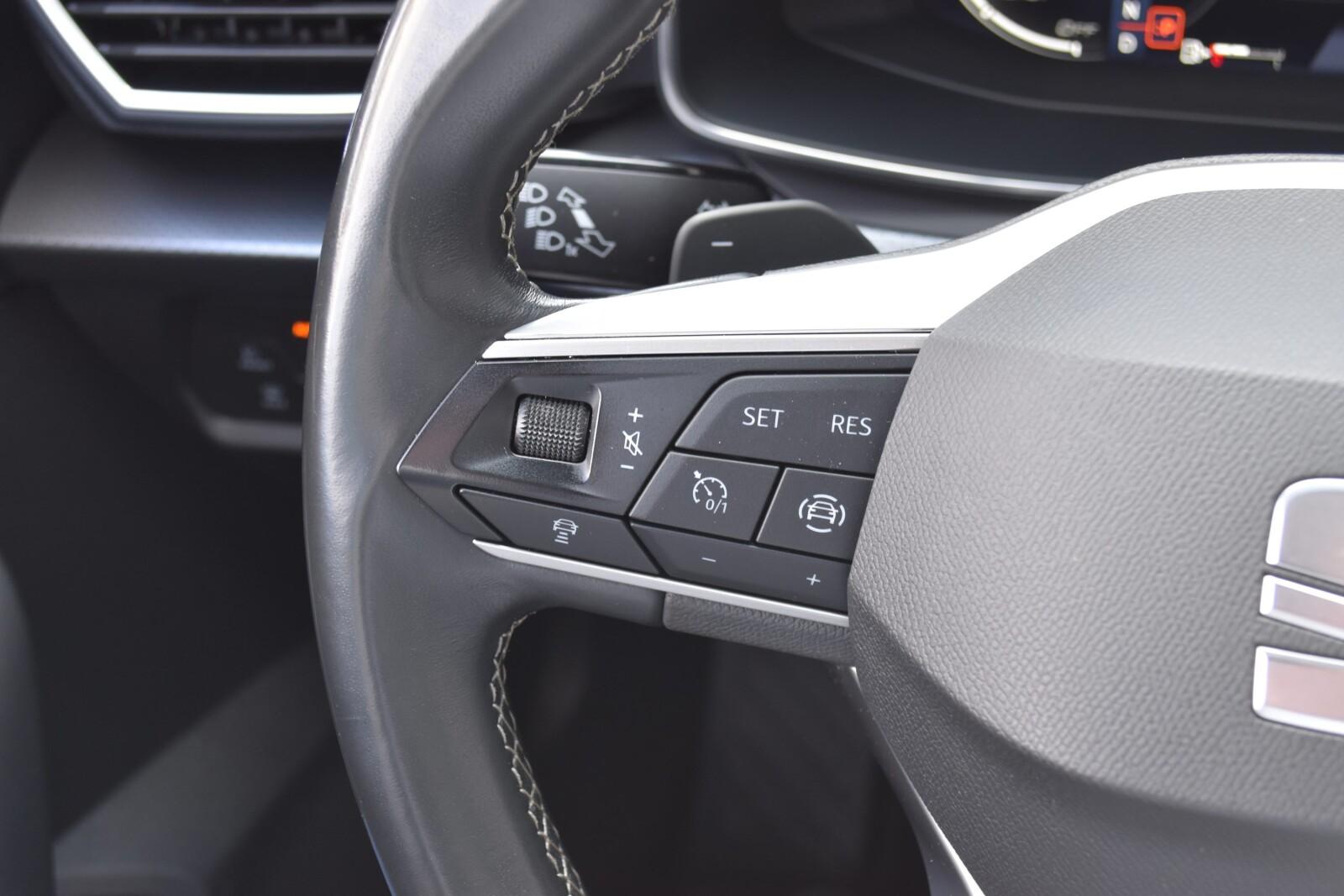 ST 150KM DSG Fulllink Kamera Beats LED Panorama Półskóra Virtual 23% 26