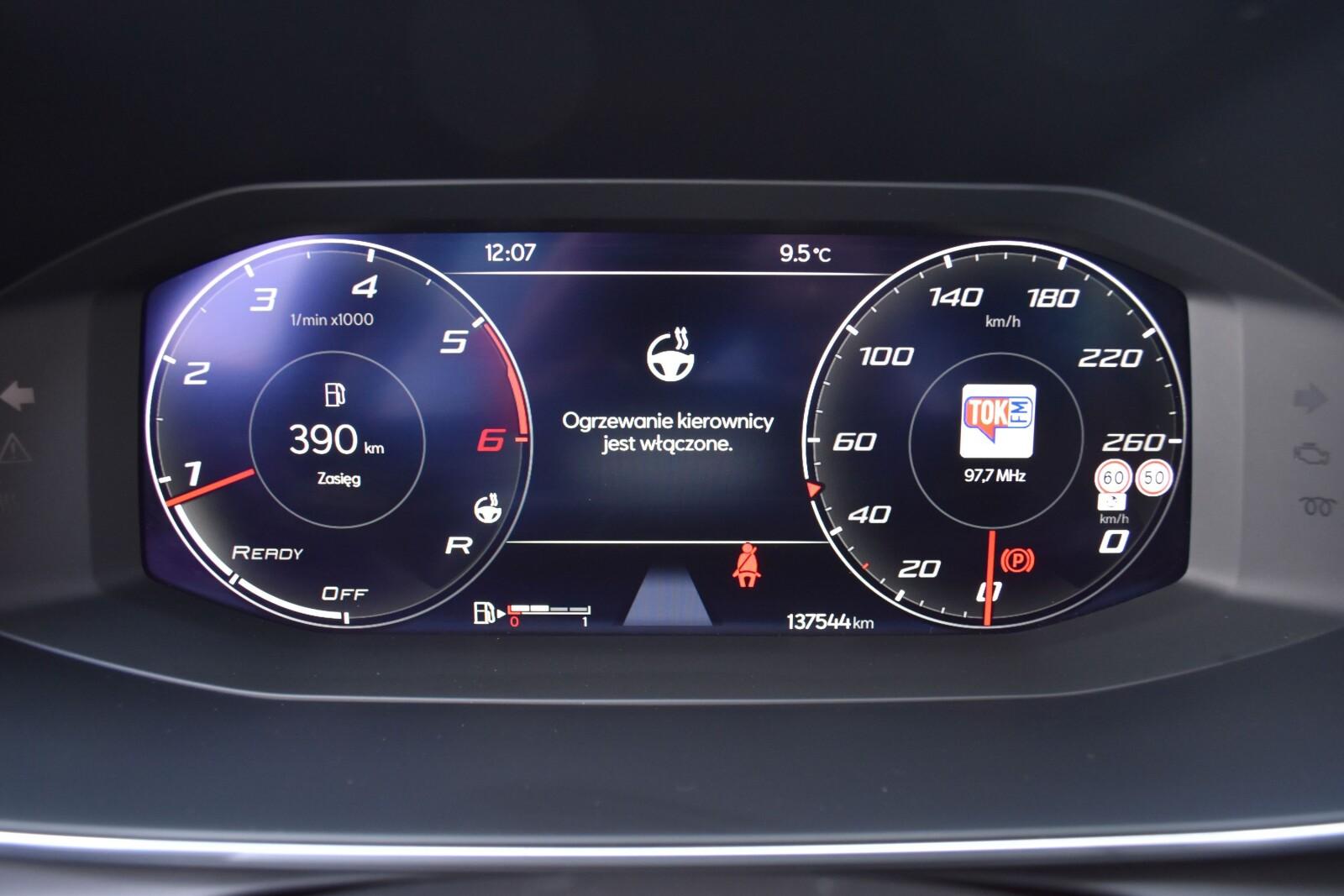 ST 150KM DSG Fulllink Kamera Beats LED Panorama Półskóra Virtual 23% 30