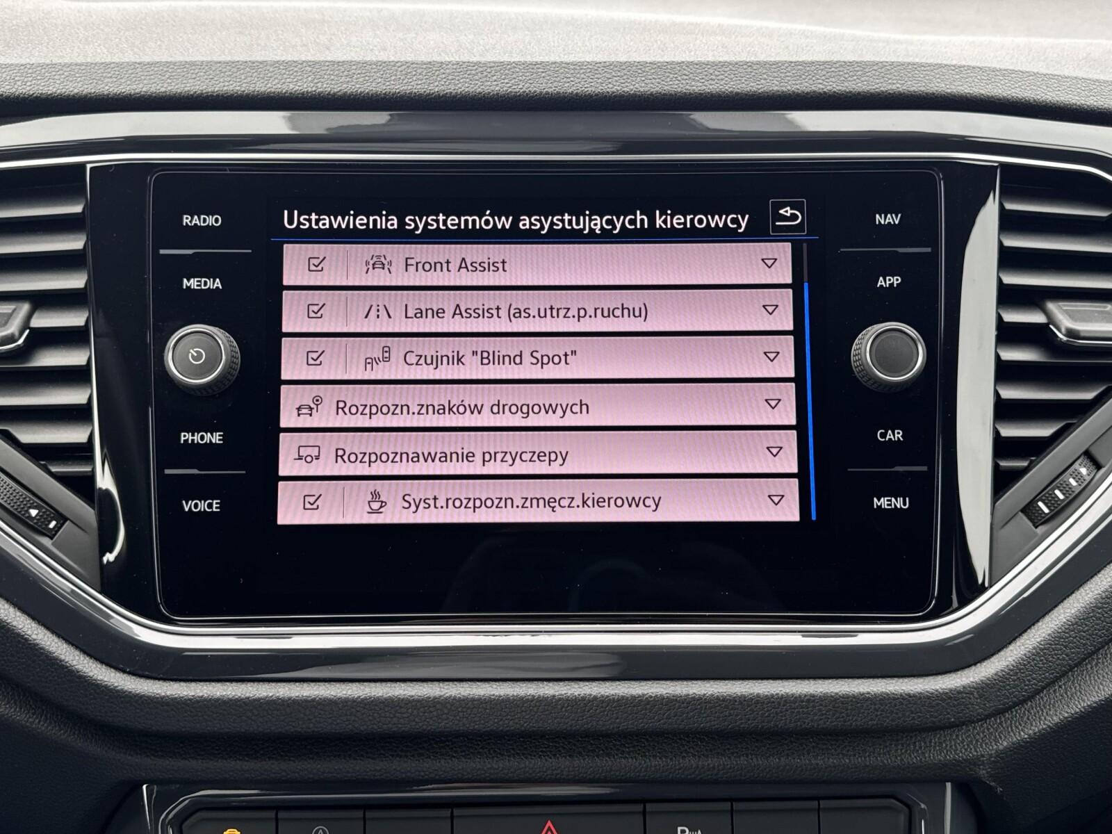 Hak Reflektory LED Tempomat App Cyfrowe zegary Nawigacja 29