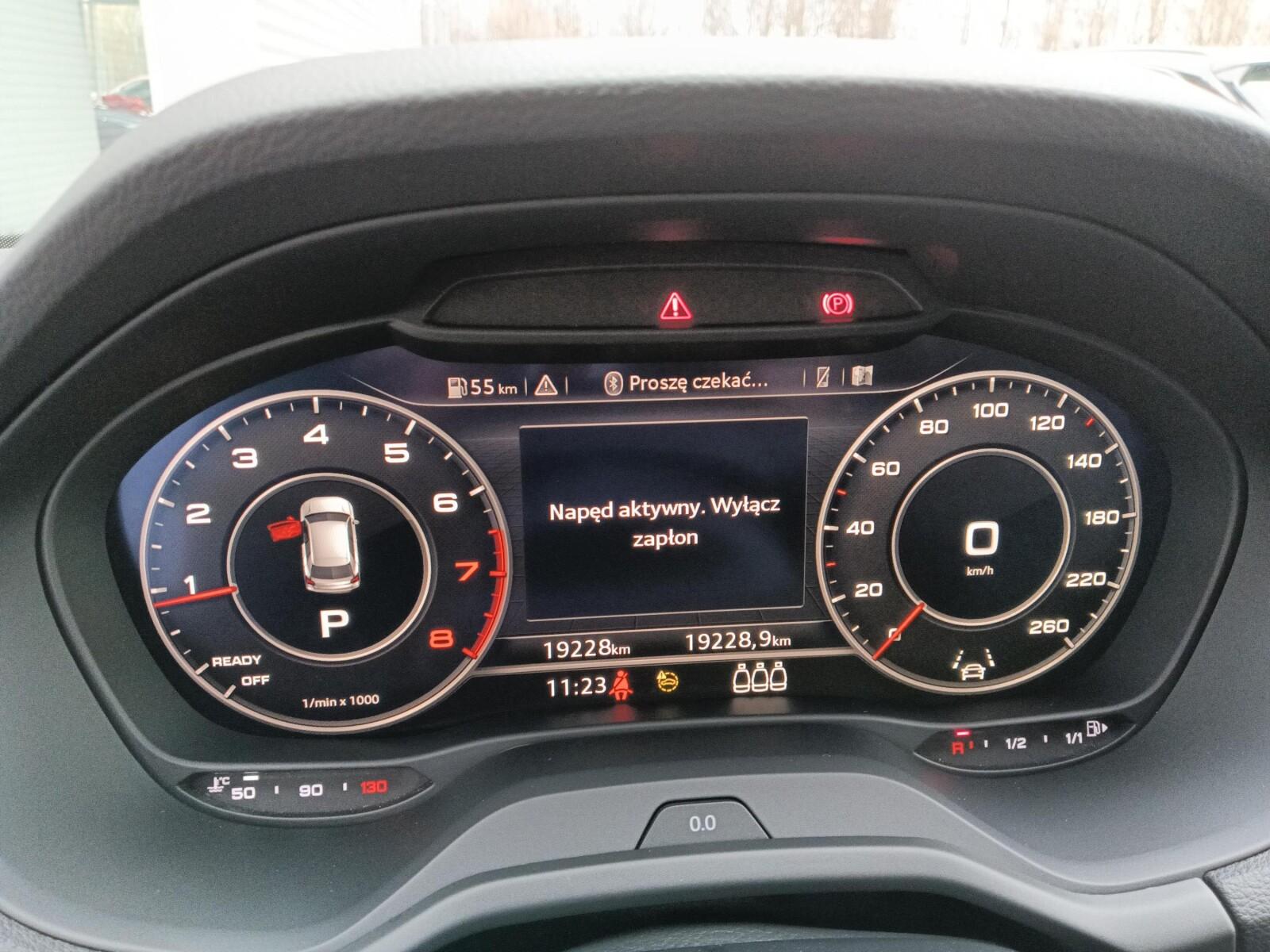 Audi Q2 35 TFSI 150 KM S Tronic 13