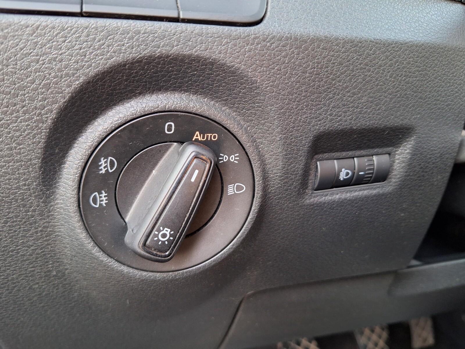 TSI 110KM Ambition | Czujnik zmierzchu | Klimatyzacja | Bluetooth 14