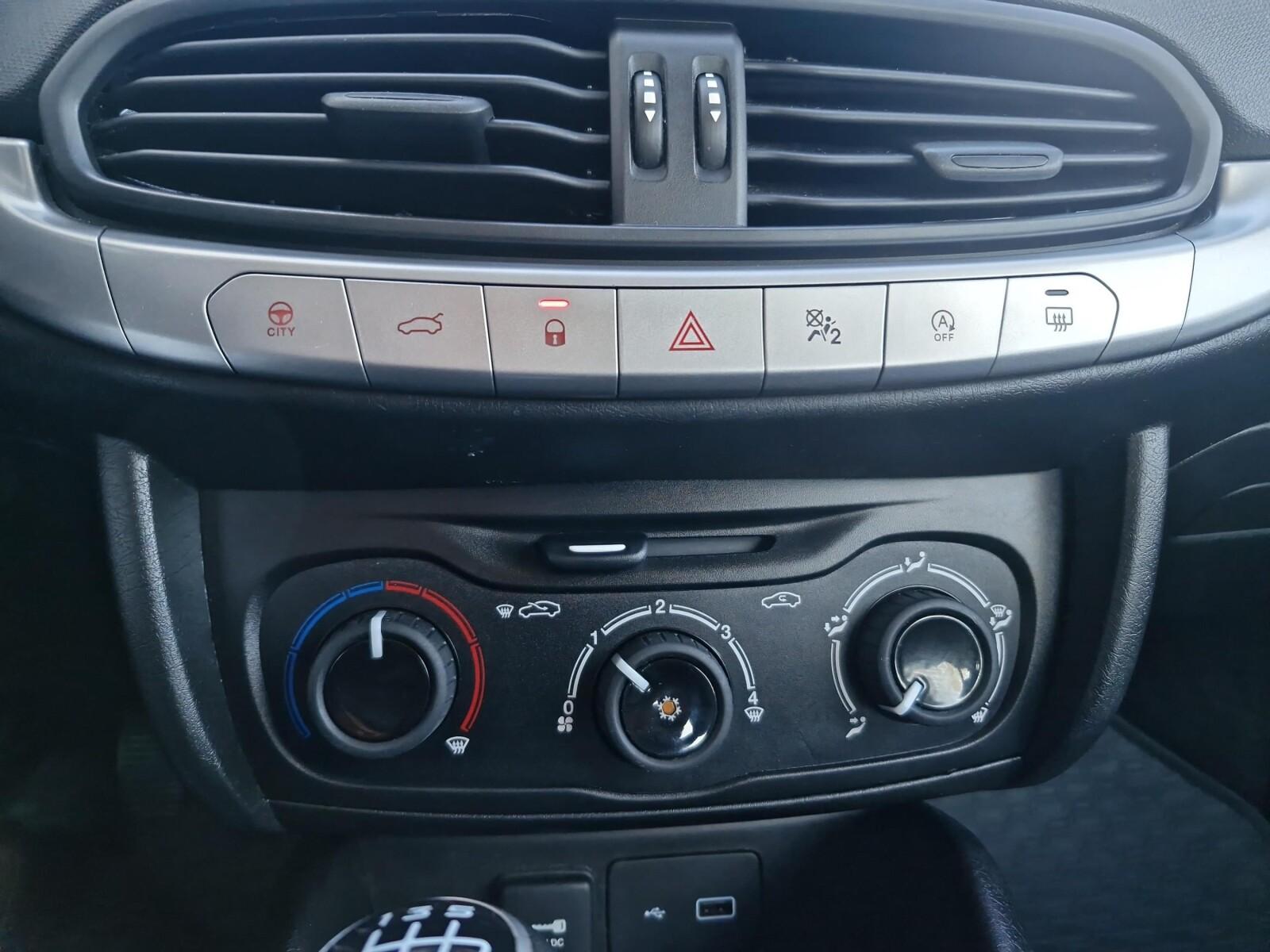 1.4 95KM POP | Bluetooth | Czujniki parkowania tył | Salon PL 22
