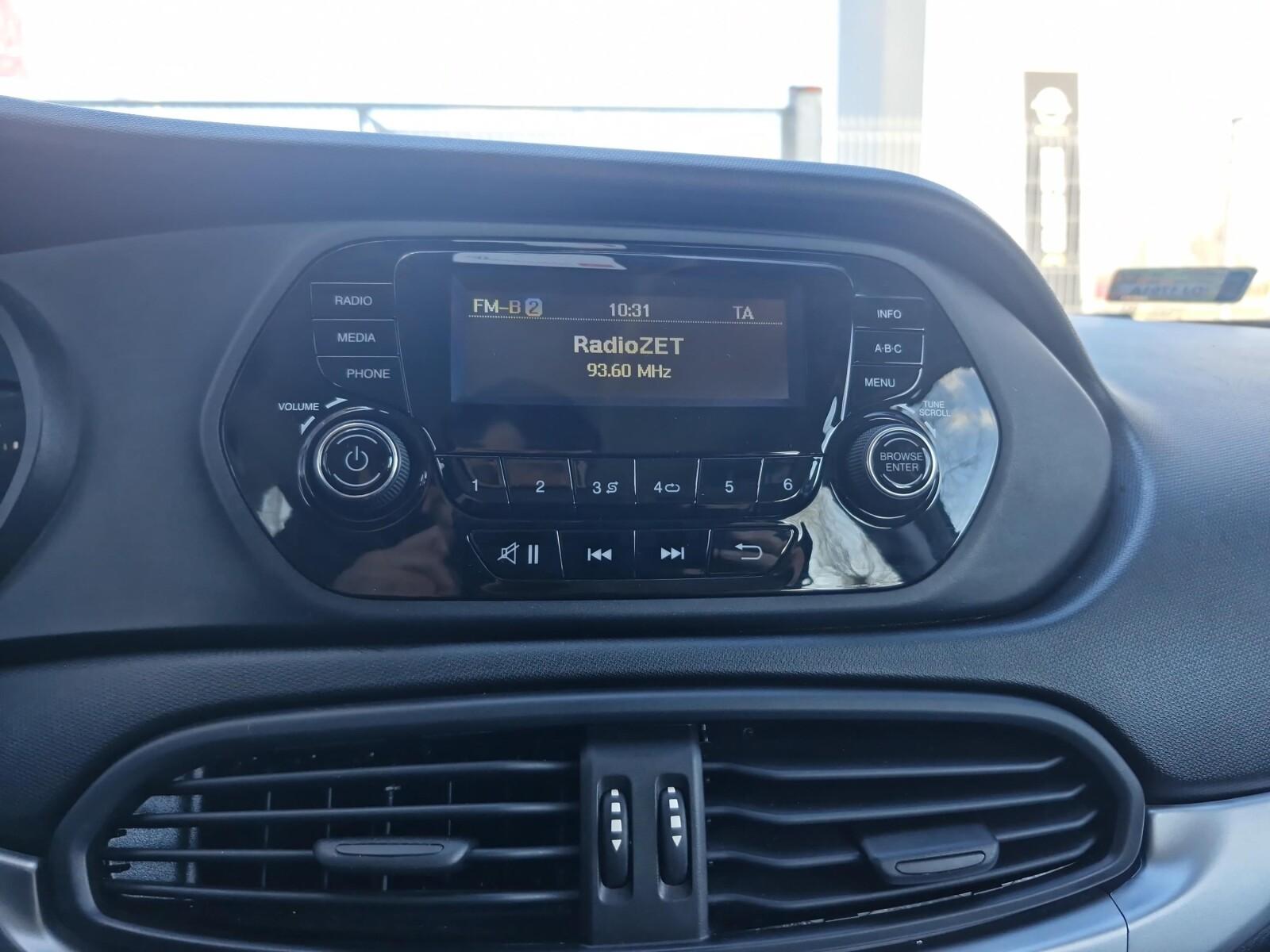 1.4 95KM POP | Bluetooth | Czujniki parkowania tył | Salon PL 20