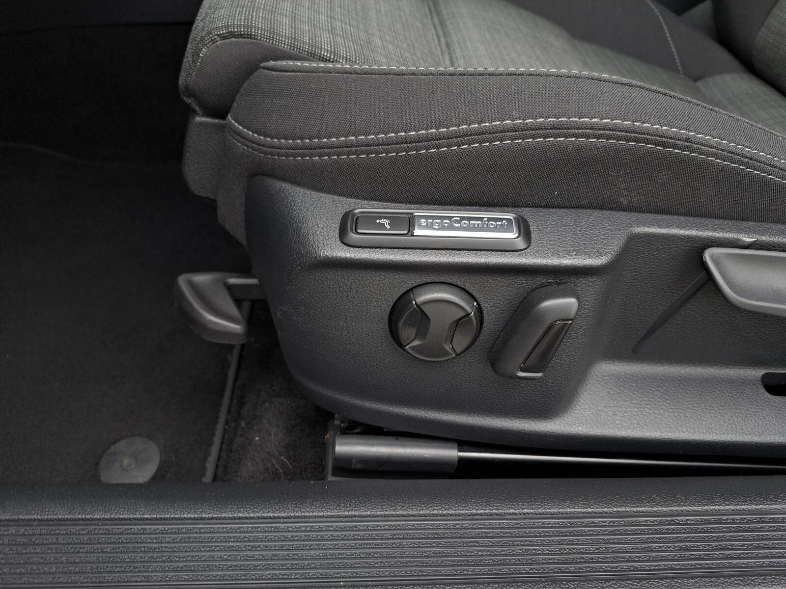 2.0TDI 200KM Business DSG Kamera Masaż AppConnect ACC Navi Alu17 FV23% 11