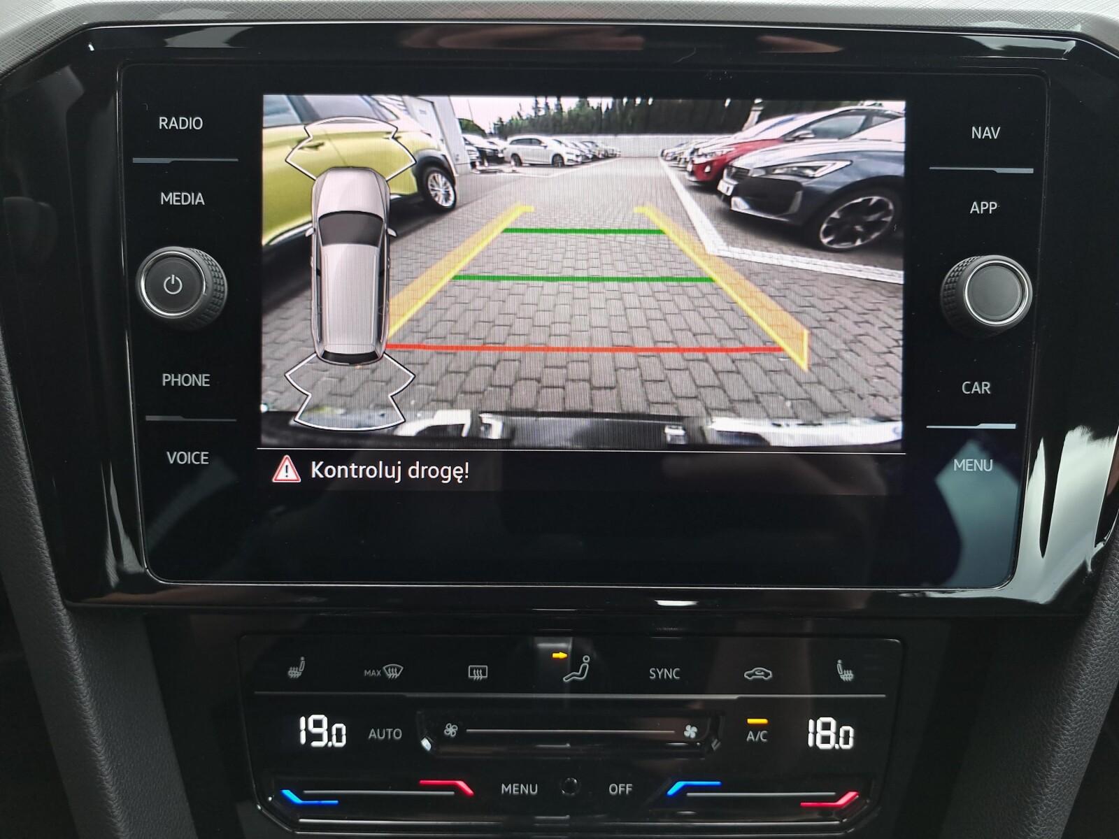 2.0TDI 200KM Business DSG Kamera Masaż AppConnect ACC Navi Alu17 FV23% 27