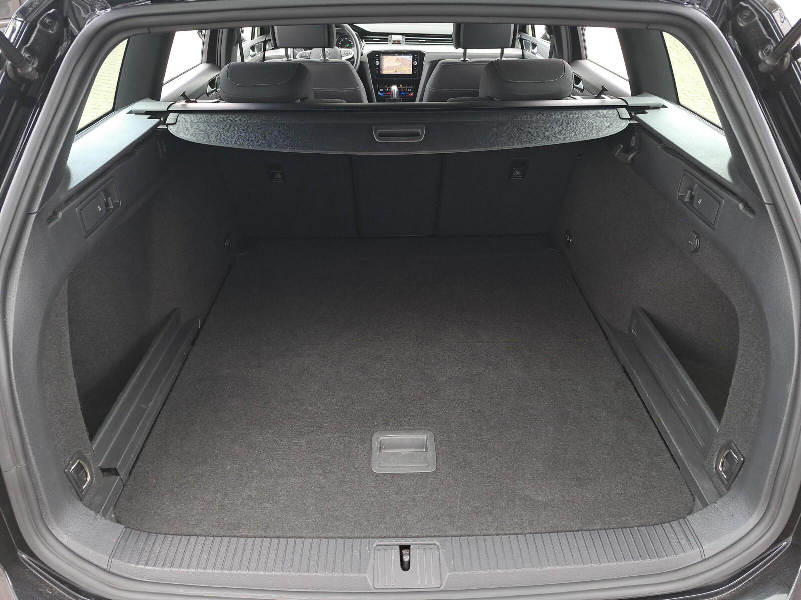 2.0TDI 200KM Business DSG Kamera Masaż AppConnect ACC Navi Alu17 FV23% 29