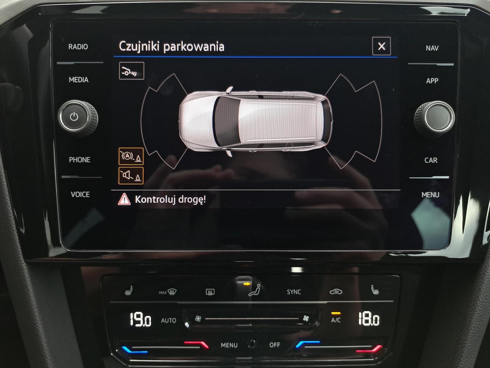 2.0TDI 200KM Business DSG Kamera Masaż AppConnect ACC Navi Alu17 FV23% 28