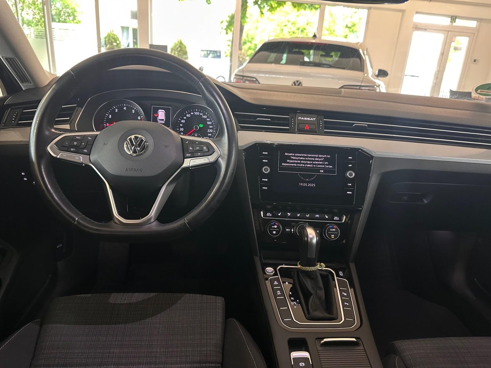 Business 2.0TSI DSG 190 KM | Full LED | Nawigacja | Keyless | Kamera 9