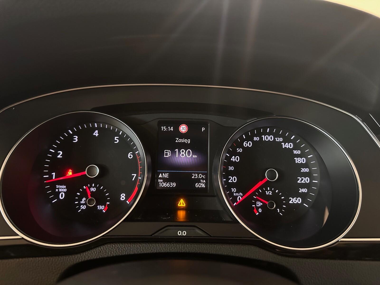 Business 2.0TSI DSG 190 KM | Full LED | Nawigacja | Keyless | Kamera 11