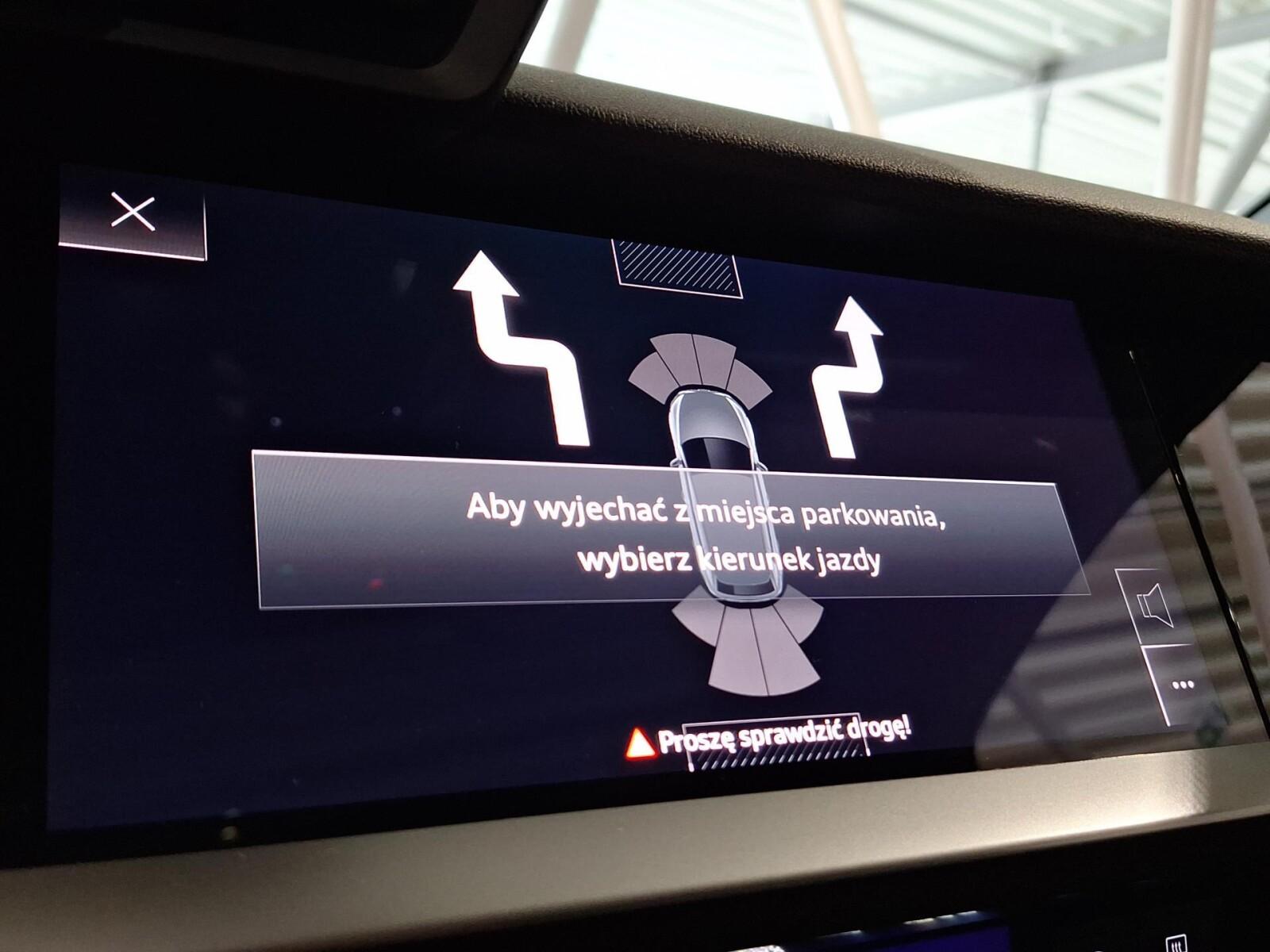 FV23% Dach szklany Kamera Fotel sportowy Audi smartphone interface 27