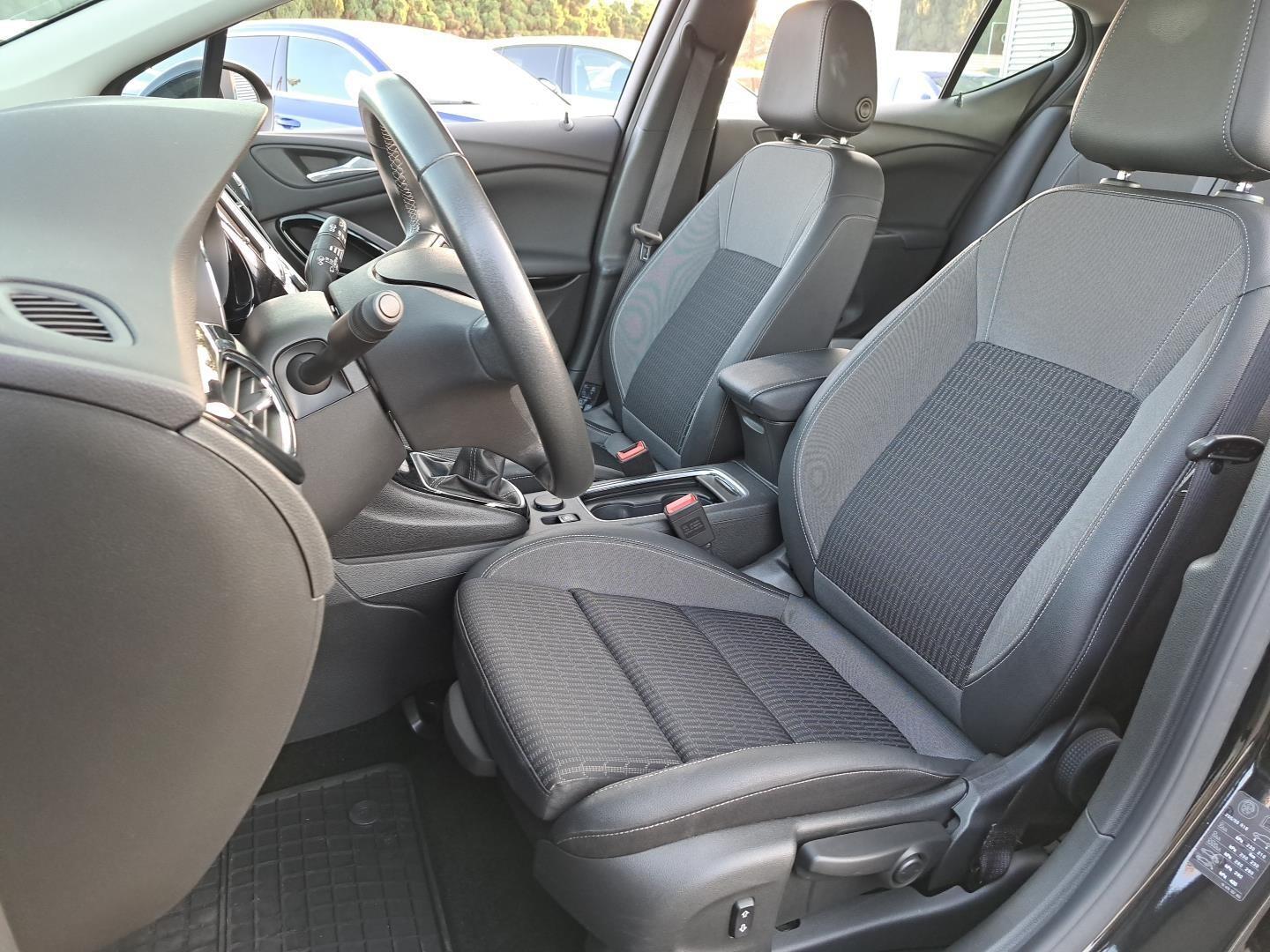SalonPL 1.2T 145KM Elegance Kamera Czuj.Park. Tempomat Bezwypadek FV23 10