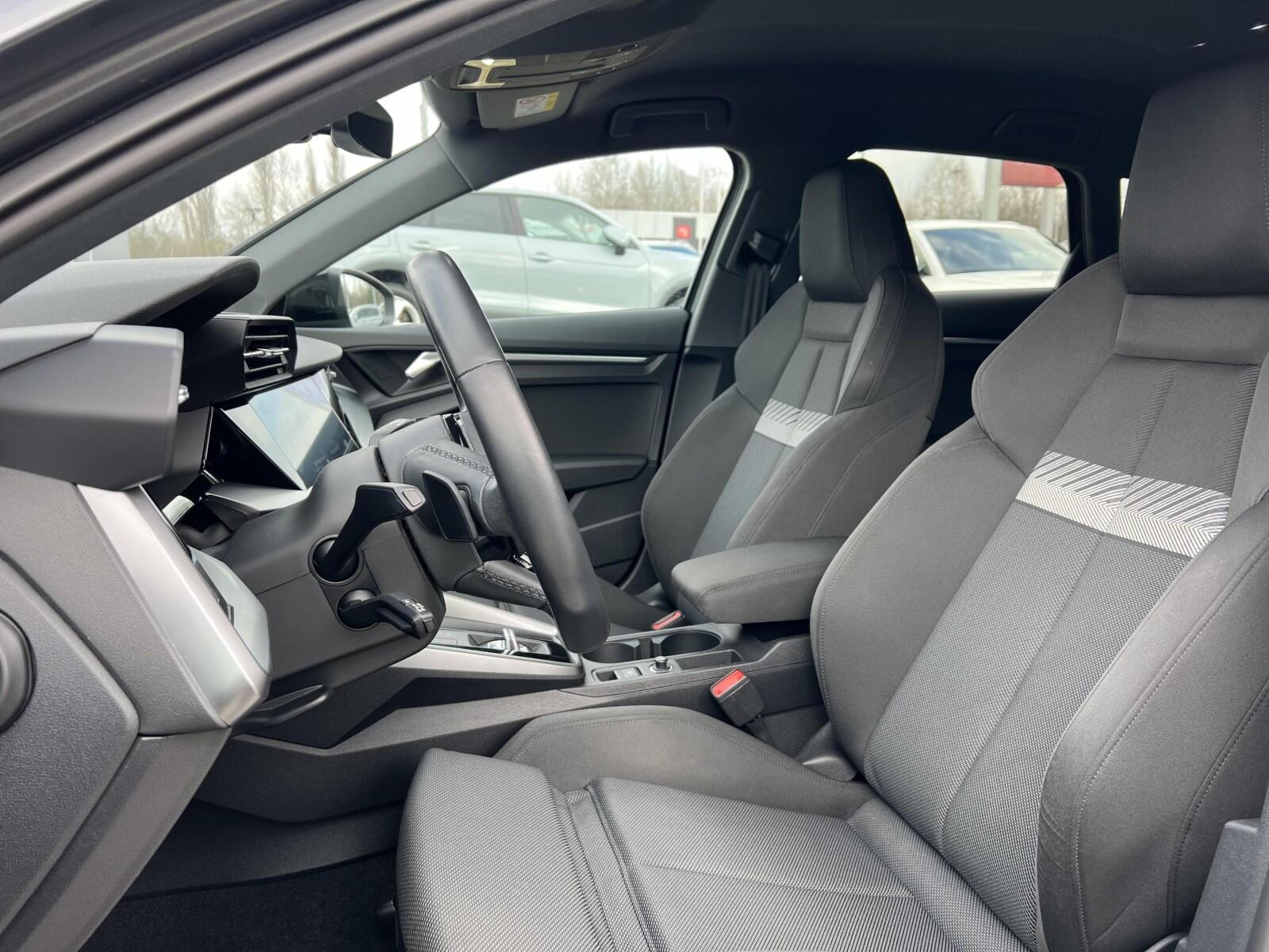 S-Line 245 KM Reflektory LED Tempomat Virtual Cockpit Gwarancja 8