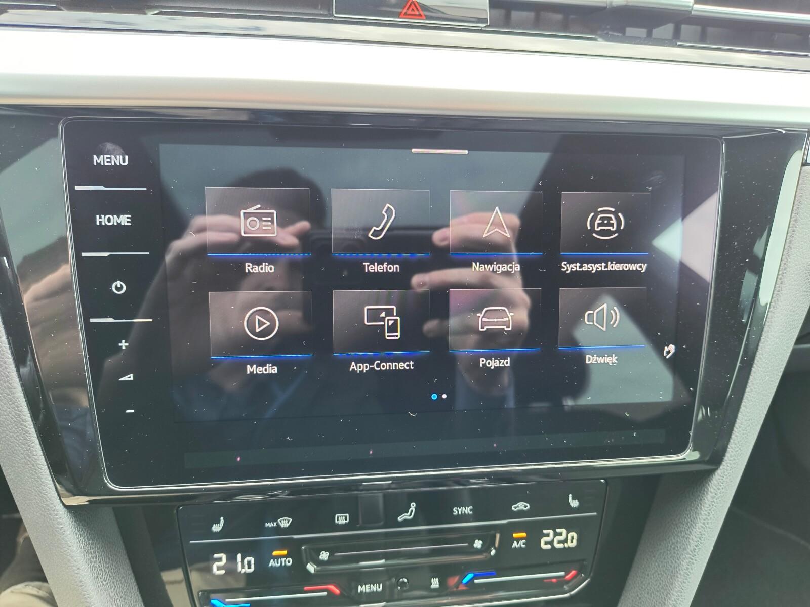 R-Line ASO 2.0TSI 190KM pakiety Webasto H&K panorama LED as.park. VAT 29