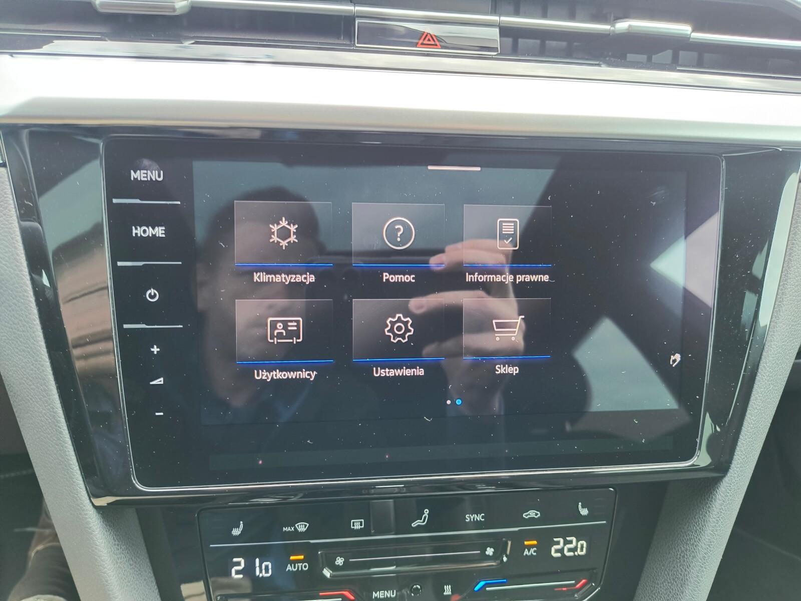 R-Line ASO 2.0TSI 190KM pakiety Webasto H&K panorama LED as.park. VAT 30