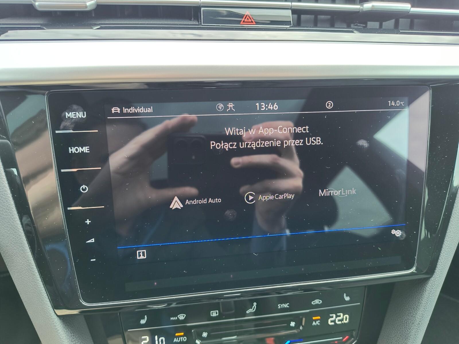 R-Line ASO 2.0TSI 190KM pakiety Webasto H&K panorama LED as.park. VAT 35