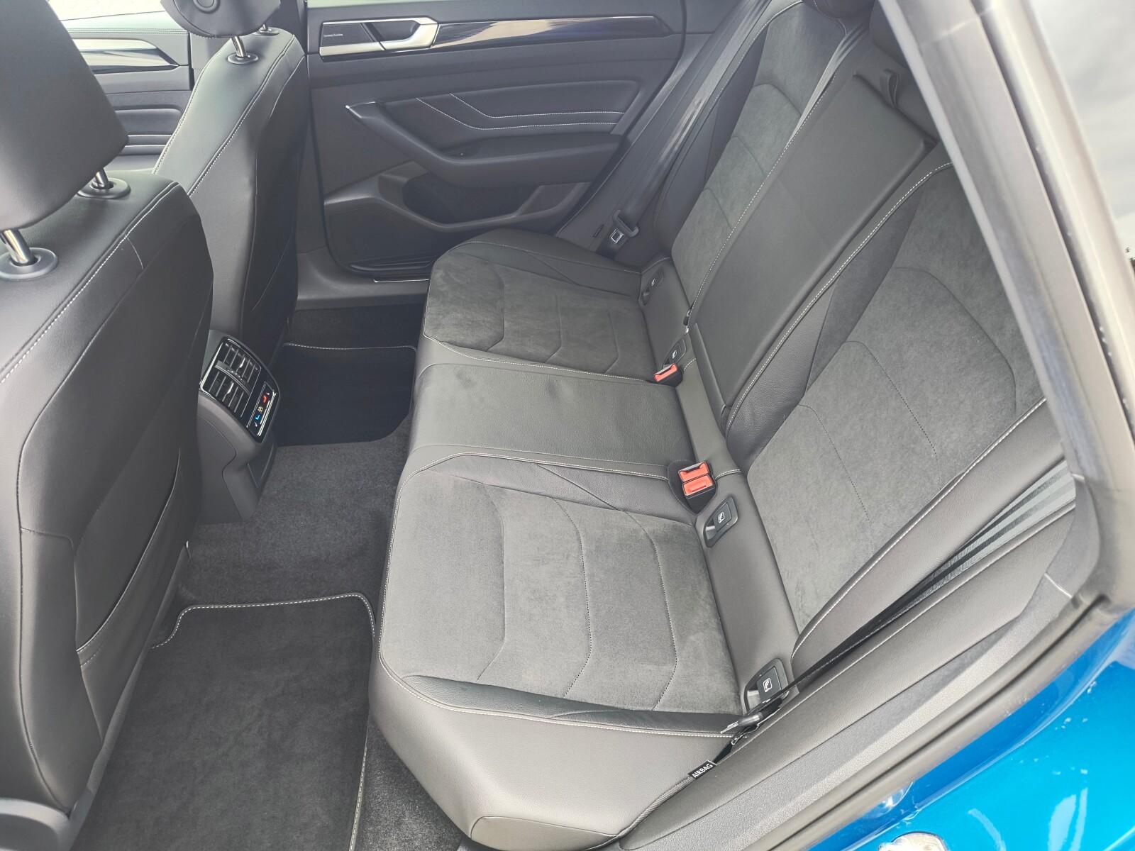 R-Line ASO 2.0TSI 190KM pakiety Webasto H&K panorama LED as.park. VAT 38
