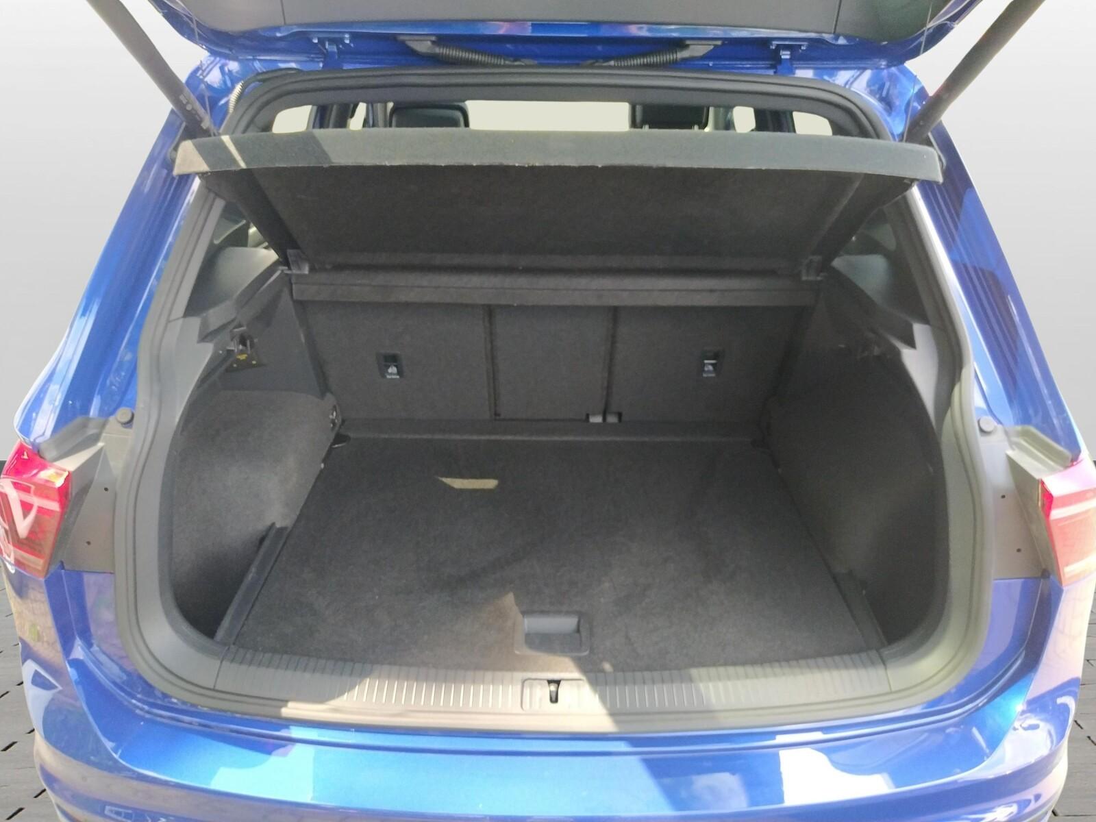 R 320KM | LED Matrix | Head-up | Harman Kardon | panorama | FV23% 21