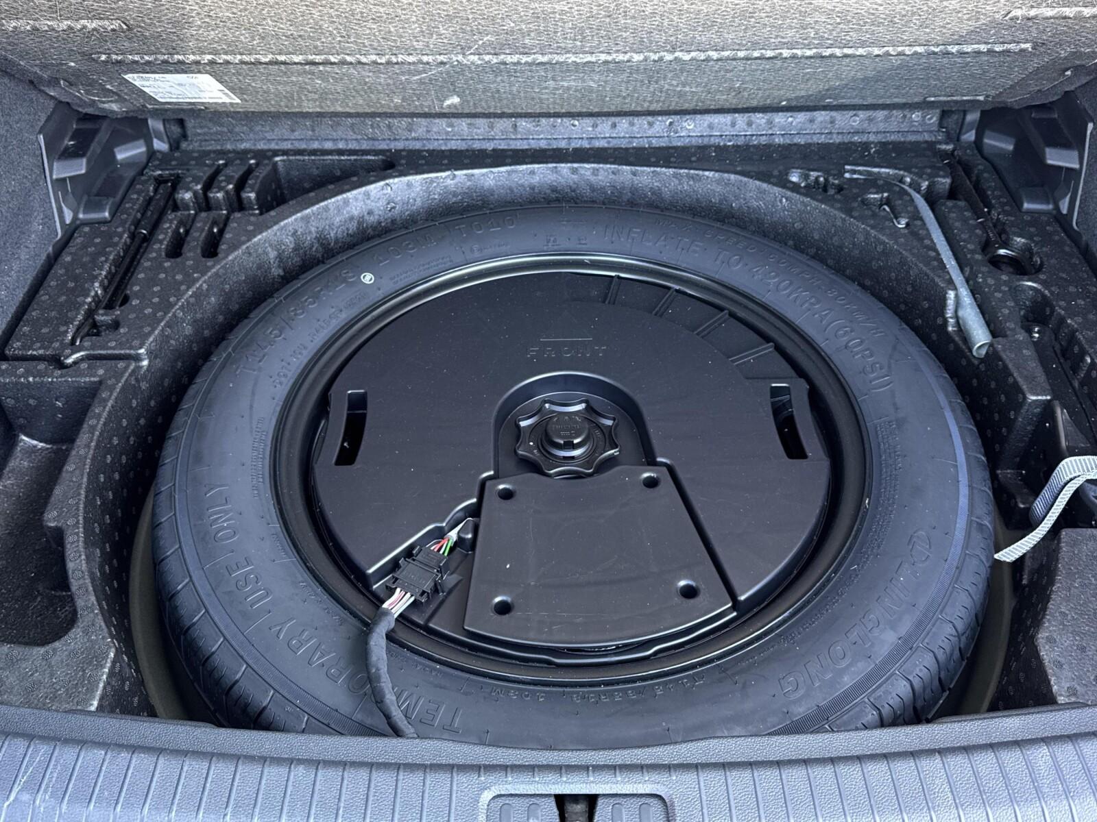 Android Auto Nawigacja Head-Up Kamera Reflektory LED Lane assist 35