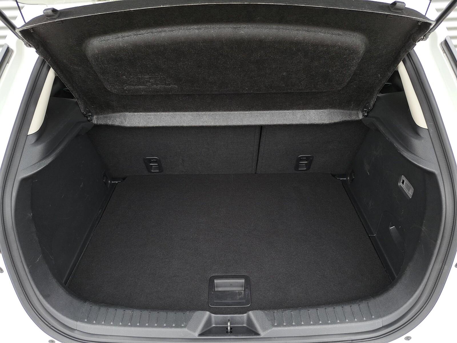 SalonPL 2.0 Takumi Safety AWD Aut. Kamera BOSE NAVI Tempomat PDC Alu 28