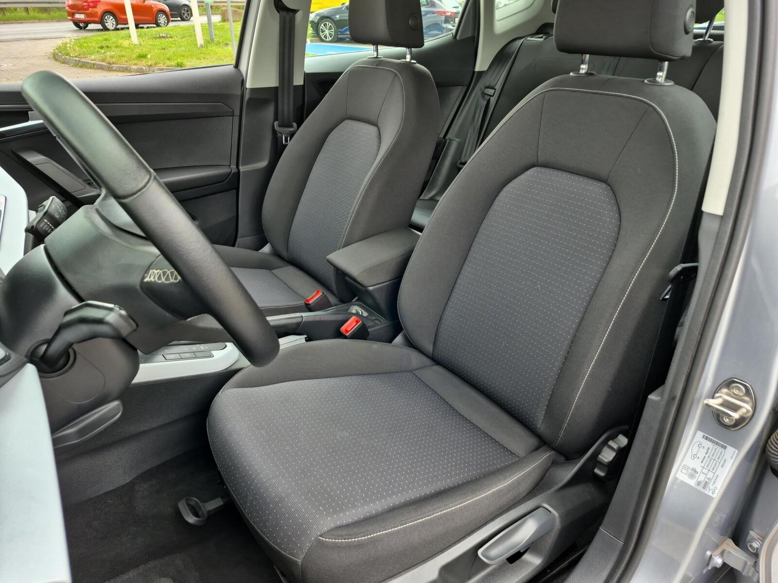 Seat Arona Style DSG 10