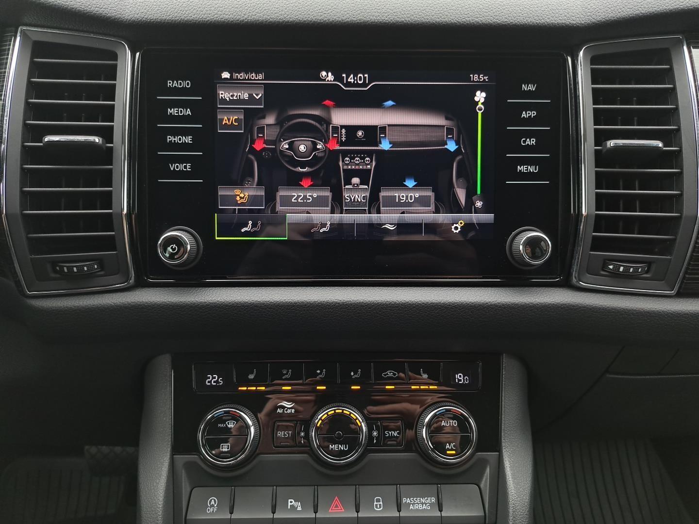 Style 1.5TSI 150KM SalonPL DSG Kamera Hak Kessy ACC SmartLink Alu FV23 22