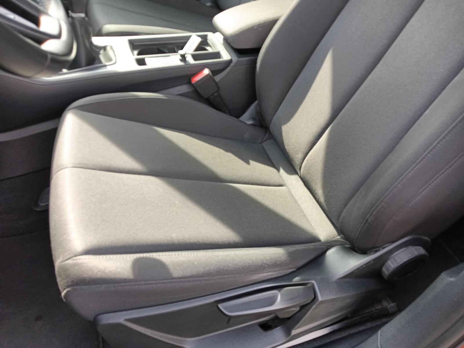 Audi Q2 35 TFSI 150 KM 11