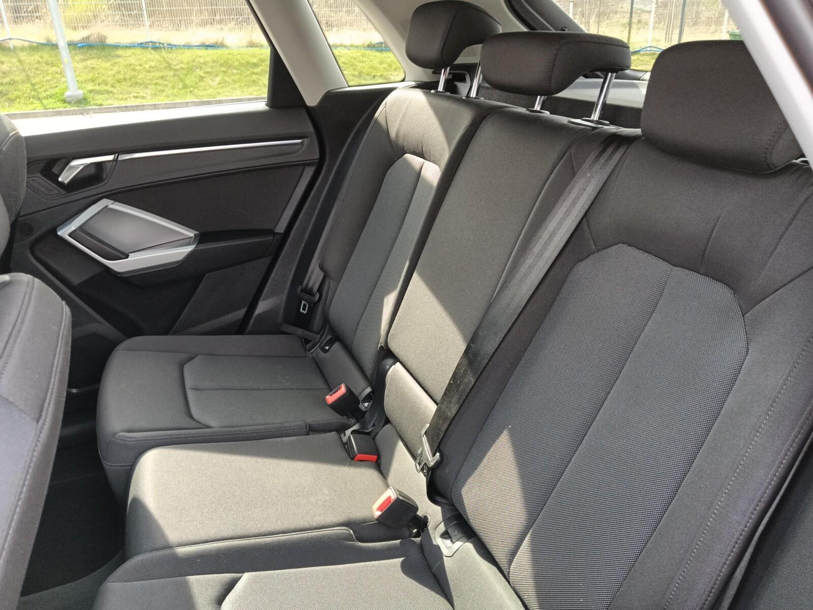 Audi Q2 35 TFSI 150 KM 15