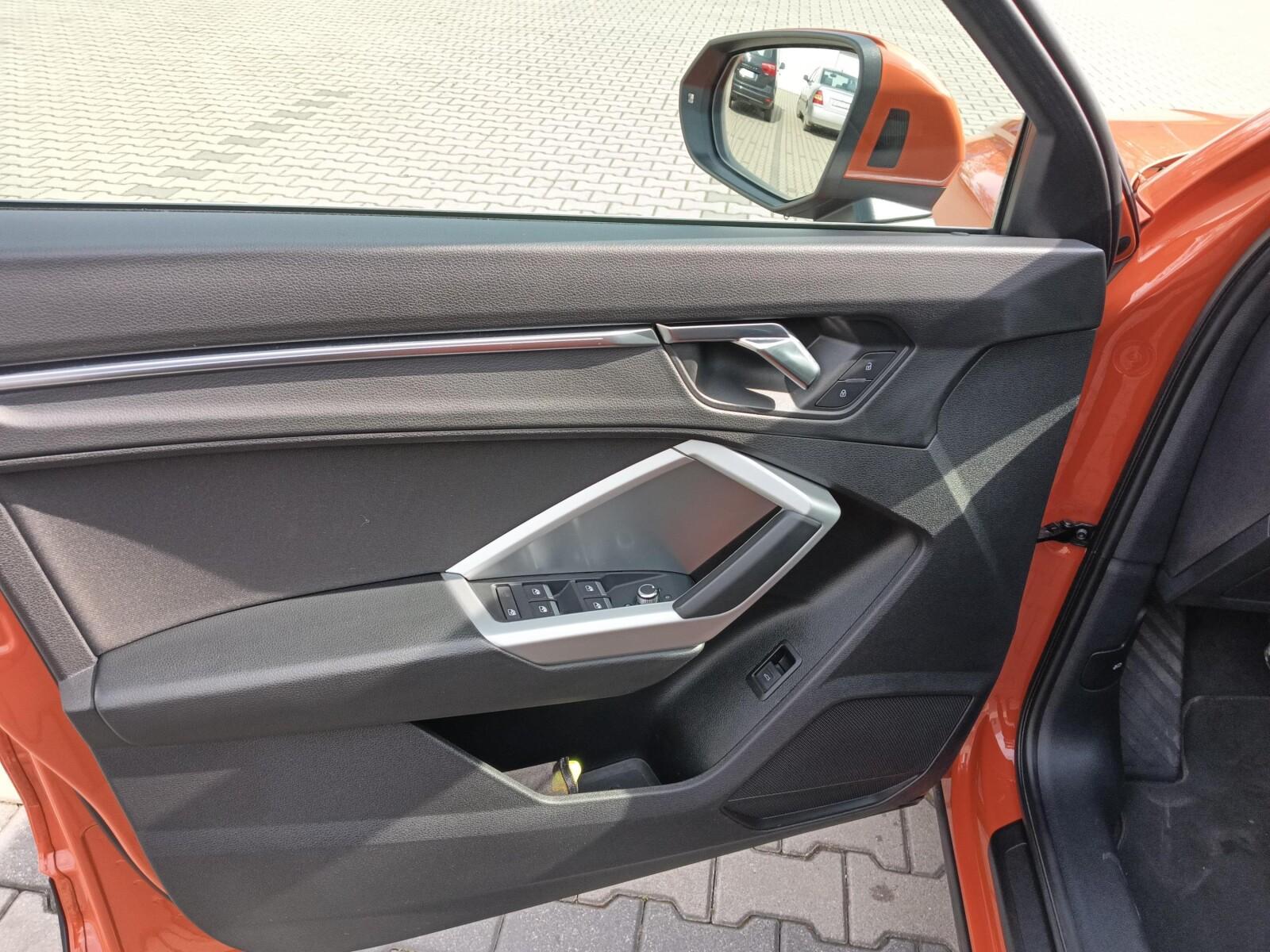 Audi Q2 35 TFSI 150 KM 9