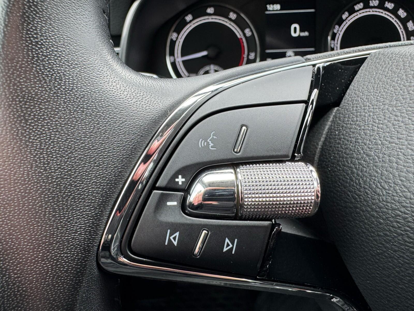 Ambition, 1.5 TSI 150 KM, Niski przebieg FV23% 15