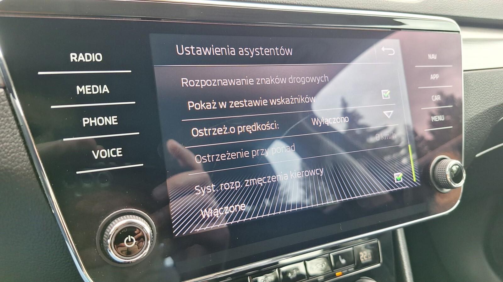 SalonPL serwis ASO 2.0TDI 190KM pakiety SmartLink VAT 29
