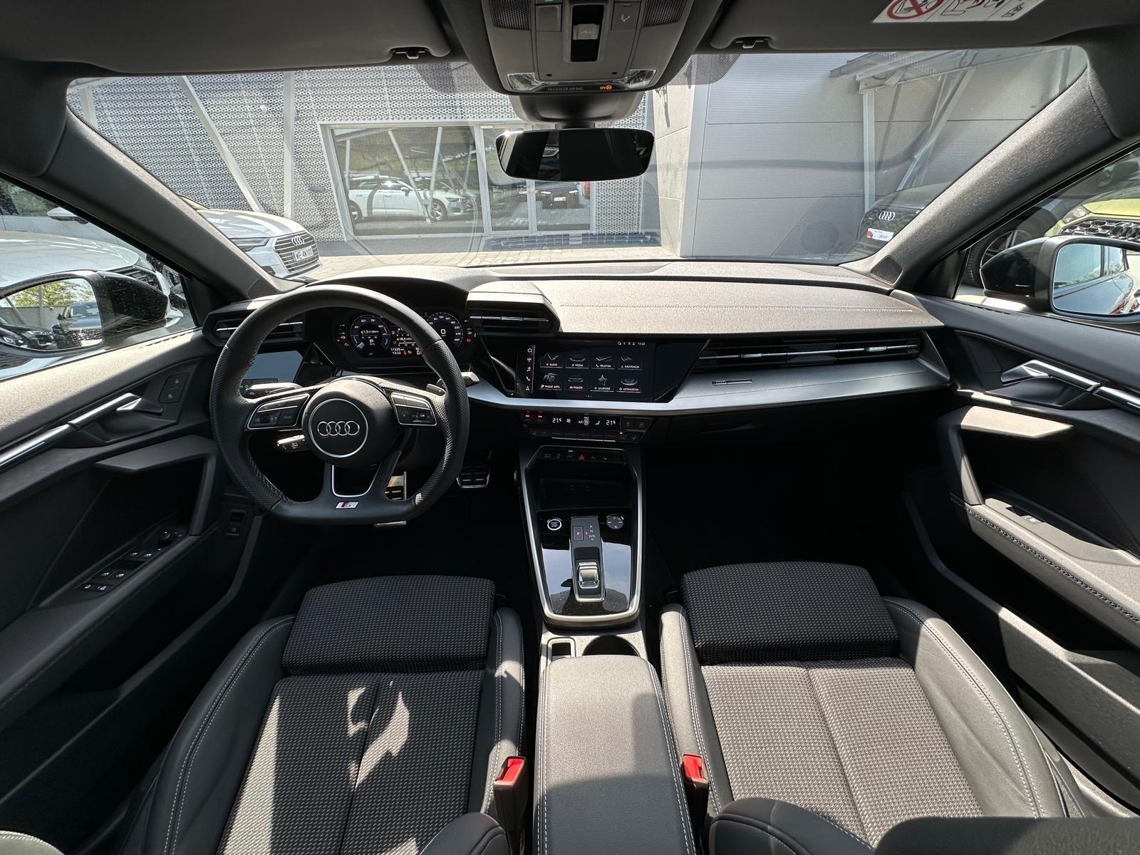 Plug-In 245KM, Adaptacyjny tempomat, Czerń Plus, Panorama! 20
