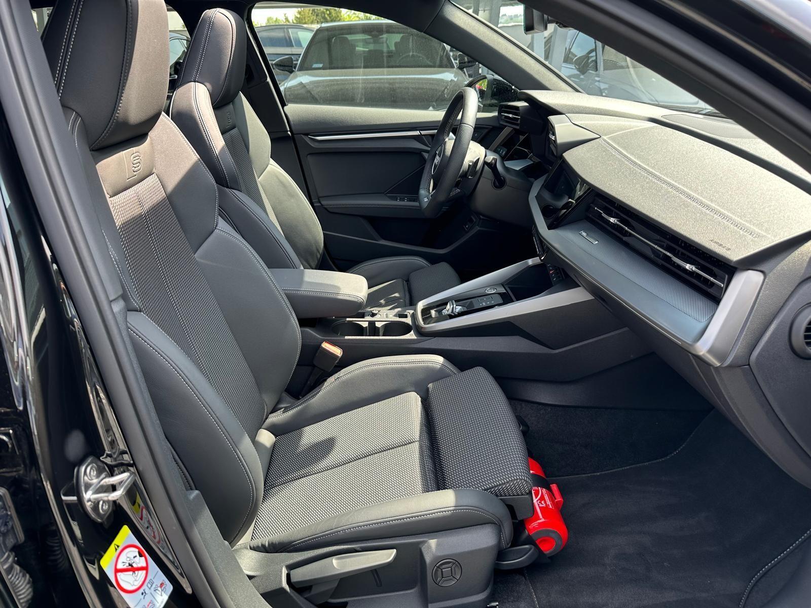 Plug-In 245KM, Adaptacyjny tempomat, Czerń Plus, Panorama! 18