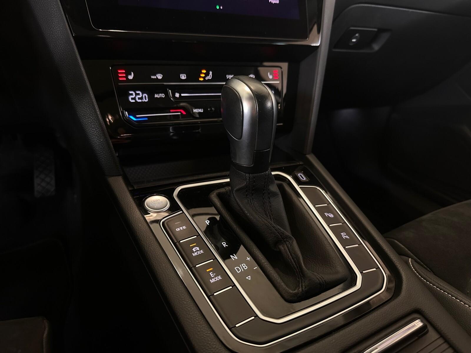 GTE 1.4 TSI Plug-In Hybrid DSG | Kamery 360 | Asystenci | Hak 38