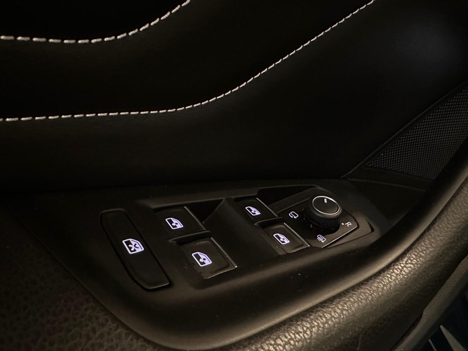 GTE 1.4 TSI Plug-In Hybrid DSG | Kamery 360 | Asystenci | Hak 12