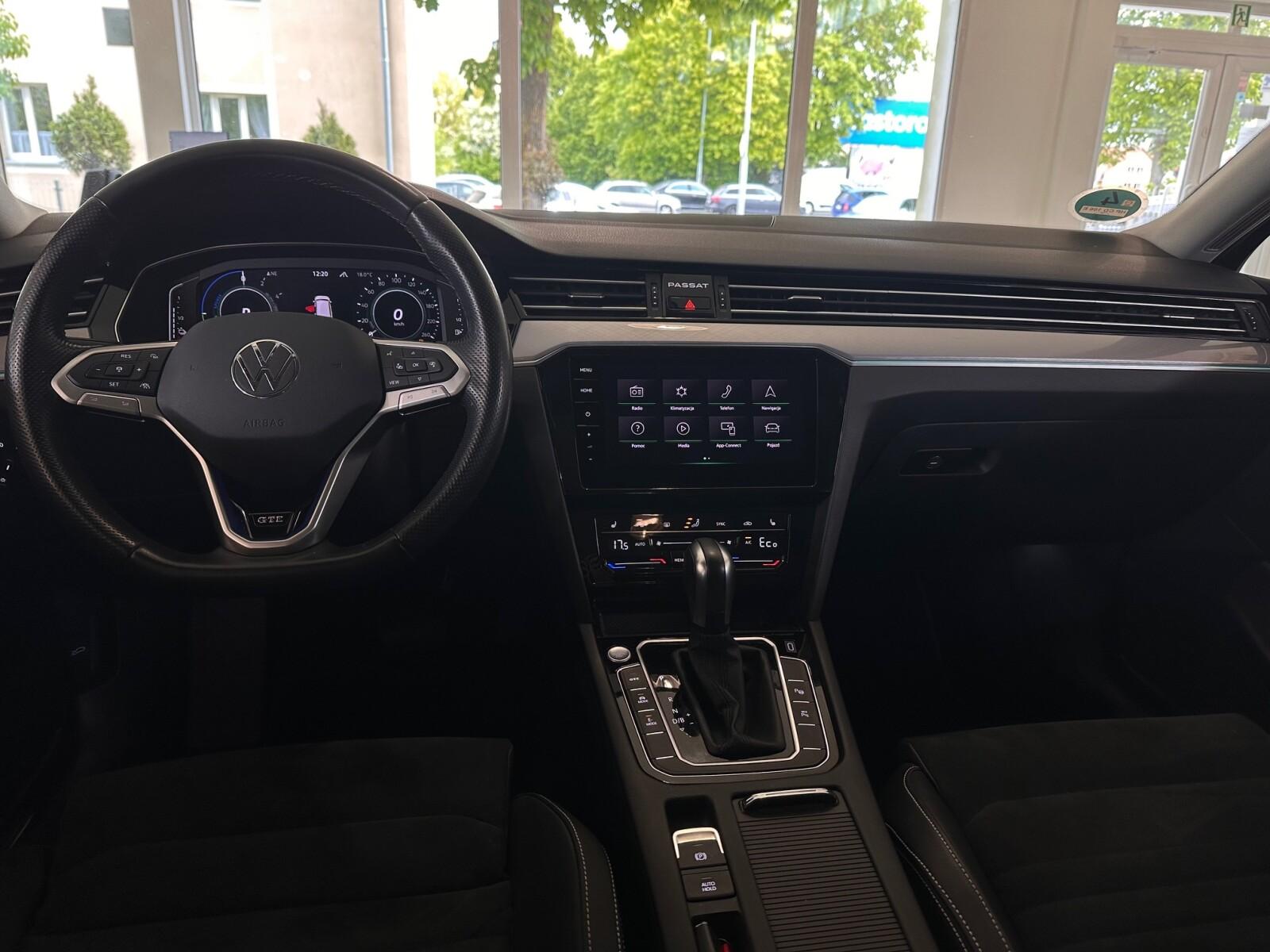 GTE 1.4 TSI Plug-In Hybrid DSG | Kamery 360 | Asystenci | Hak 16