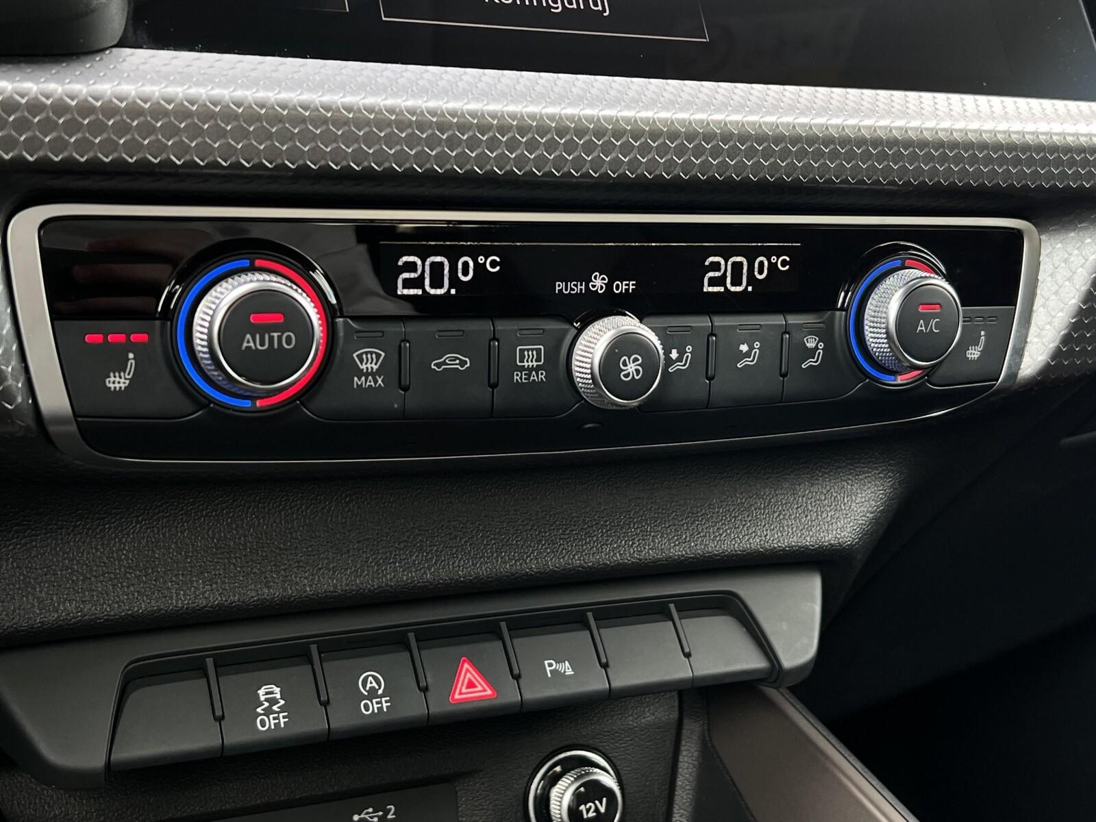 Reflektory LED Kamera cofania Apple CarPlay Android Auto Gwarancja 26
