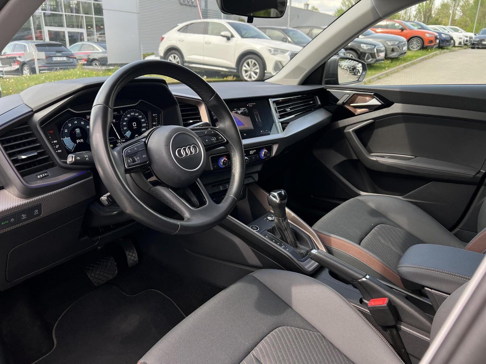 Reflektory LED Kamera cofania Apple CarPlay Android Auto Gwarancja 9