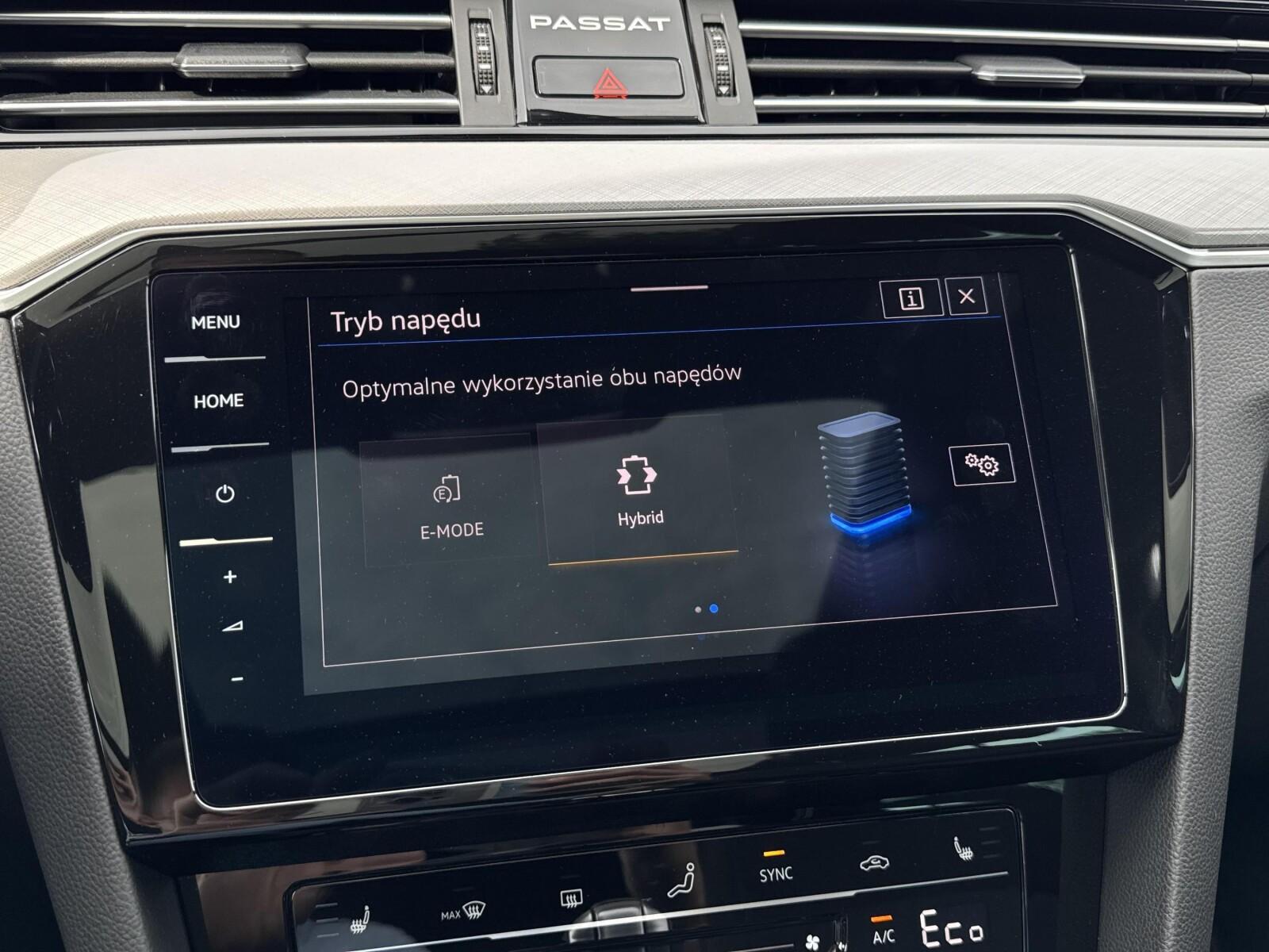 TSI Plug-In Hybrid 218KM GTE | DCC | Panorama | Matrix | FV23% 20