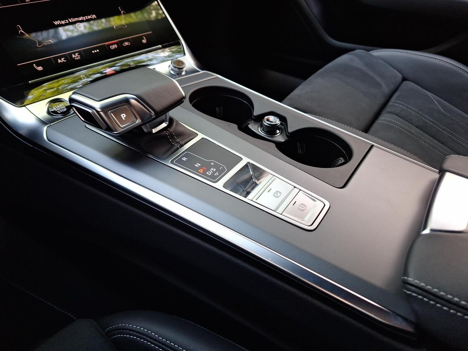 Avant S line 40 TDI quattro 204 KM S tronic Matrix Panorama ACC Kamera 13