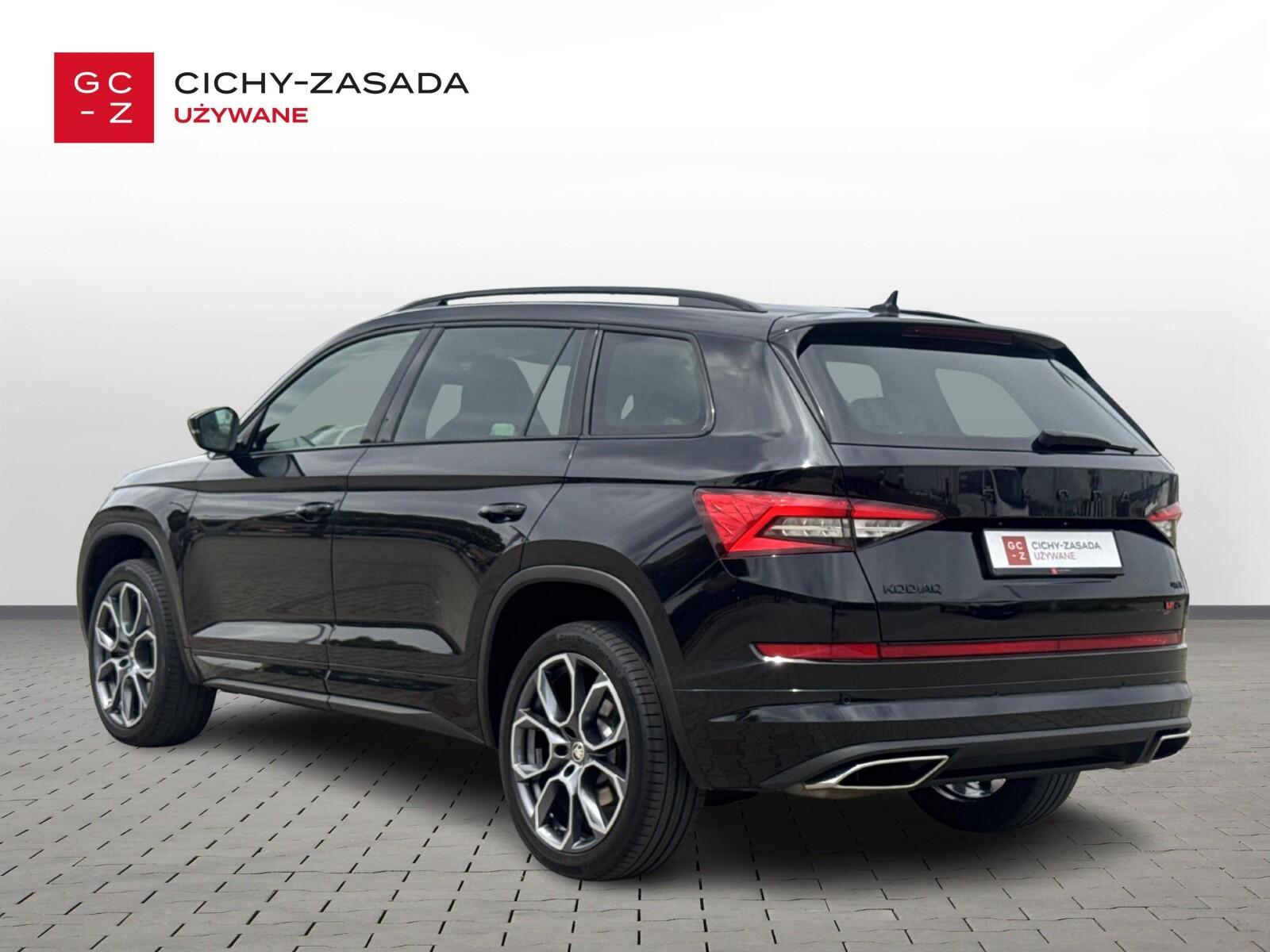 RS, 4x4, APP, Nawigacja Hak Reflektory LED Lane assist Tempomat 2